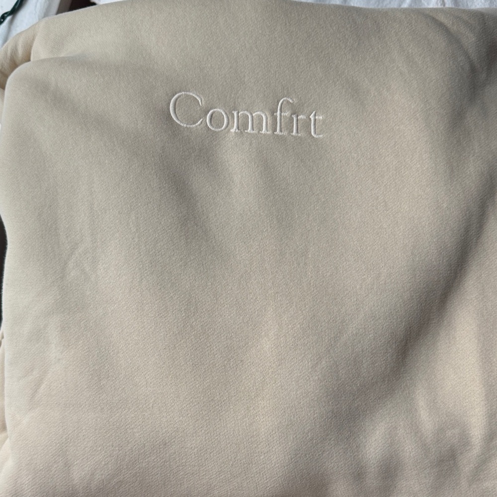 COMFRT Cream Hoodie and Sweatpants set